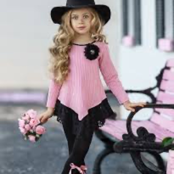 Mia Belle Girls Other - 🍎Mia Belle Girls  Pink Lace-Trim Long-Sleeve Tunic/Black Bow Leggings Size 5/6